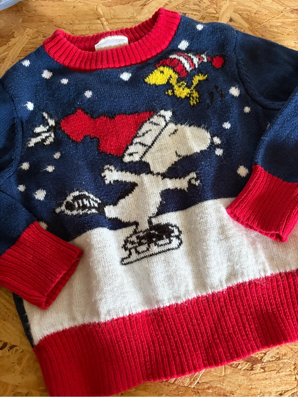 Peanuts Snoopy 2T Holiday Christmas Ice Skating Sweater